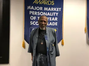 American Actor Louis Gossett Jr. Phoenix Award Wallpaper