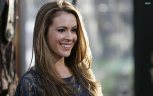 American Actress Alyssa Milano Genuine Smile Wallpaper