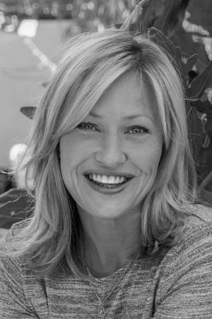 American Actress Joey Lauren Adams Monochrome Portrait Wallpaper