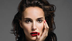 American Actress Natalie Portman Wallpaper