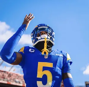 American Athlete Jalen Ramsey Rams Nfl Playoffs Wallpaper