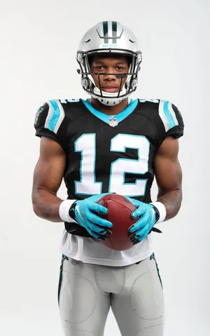 American Football Player Dj Moore Number 12 Wallpaper