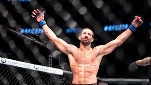 American Mixed Martial Arts Player Luke Rockhold Ufc 278 Wallpaper