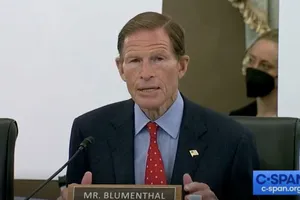American Senator Richard Blumenthal With His Name Plate Wallpaper