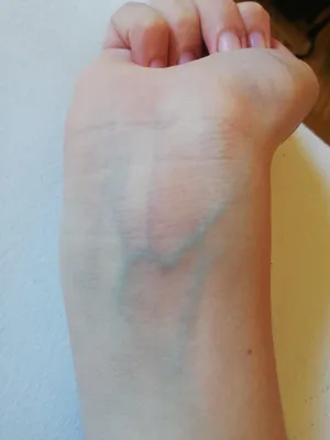 Ancient And Beautiful Blue Veins Wallpaper