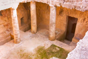 Ancient Architectural Splendor - Tombs Of The Kings Wallpaper