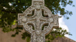 Ancient Celtic Cross Design Wallpaper