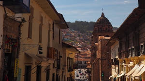 Ancient Inca-inspired Streets Of Main Square, Cusco, Peru Wallpaper