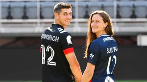 Andi Sullivan - An Athlete In Action Wallpaper