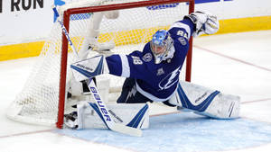 Andrei Vasilevskiy Standing Strong With His Tampa Bay Lightning Team Wallpaper