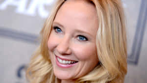 Anne Heche Big Smile Wallpaper