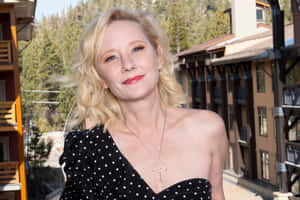 Anne Heche In Black Polka Dot Dress Wallpaper