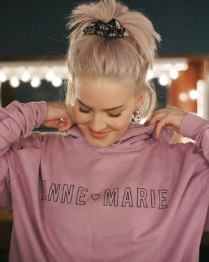 Anne-marie Hoodie Apparel Wallpaper