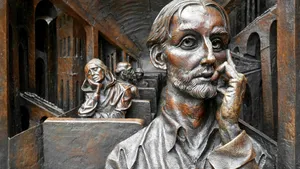 Antique Bronze Sculpture Art Wallpaper