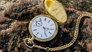 Antique Gold Pocket Watch Wallpaper