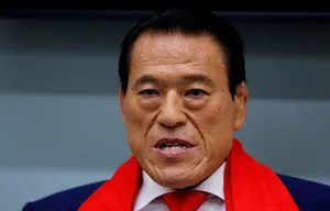 Antonio Inoki Black Gray Background Wallpaper