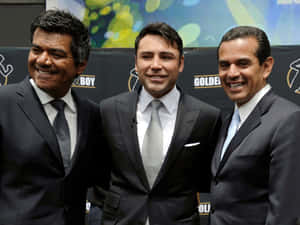 Antonio Villaraigosa Alongside Two Other Individuals Wallpaper