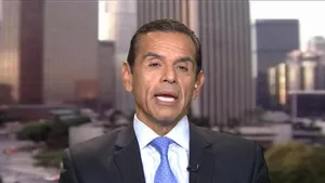 Antonio Villaraigosa On A Tv Interview Wallpaper
