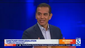 Antonio Villaraigosa Tv Interview Wallpaper