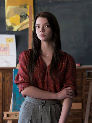 Anya Taylor-joy In Glass Movie Wallpaper