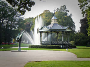 Apeldoorn Park Bandstand Fountain Statue Wallpaper