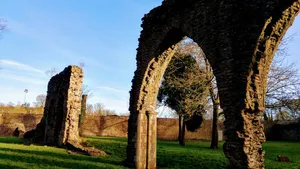 Armagh Arch Ruins Sunny Day Wallpaper