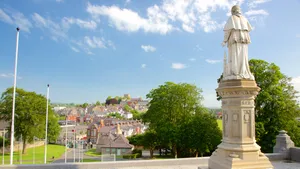 Armagh Cityscapewith Statue Wallpaper