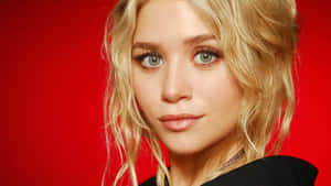 Ashley Olsen Chic Style Wallpaper