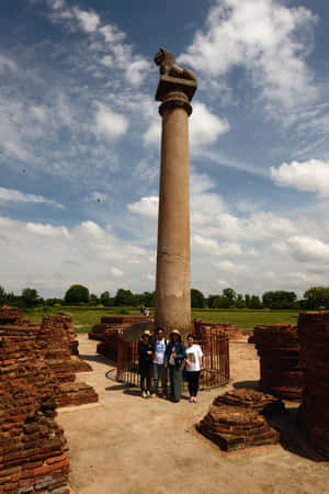 Ashoka Pillar Tourist Spot Wallpaper