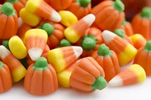 Assorted Halloween Candy Cornand Pumpkins Wallpaper