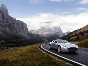 Aston Martin V12 Vantage - A Blend Of Power And Luxury Wallpaper