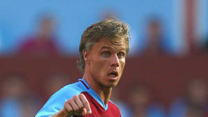 Aston Villa's Martin Laursen Wallpaper