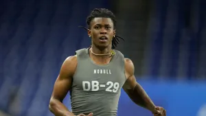 Athlete Combine Performance D B29 Wallpaper