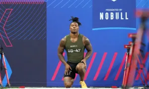 Athlete Preparationat Sports Event Wallpaper