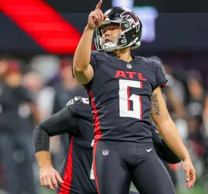 Atlanta Falcons Kicker Celebration Wallpaper