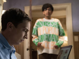 Atypical Best Friends Sam And Zahid Wallpaper