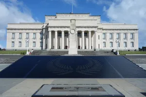Auckland War Memorial Museum Exterior Wallpaper