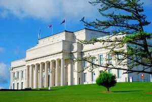 Auckland War Memorial Museum Exterior Wallpaper