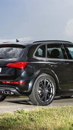 Audi Sq5 2021 Parked In Nature Wallpaper