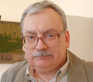 Author Portrait Indoors Wallpaper