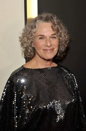 Award Winning Star Carole King Wallpaper