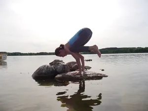 Ayurveda Hd Water Yoga Wallpaper