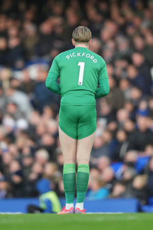 Back Of Jordan Pickford In Green Wallpaper