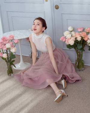 Bae Suzy In Tulle Skirt Wallpaper