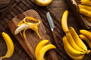 Bananas And Cutting Board Wallpaper