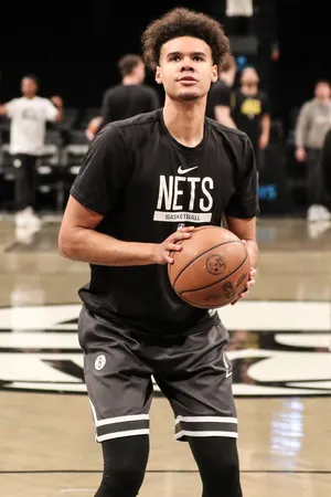 Basketball Player Pre Game Warmup Wallpaper