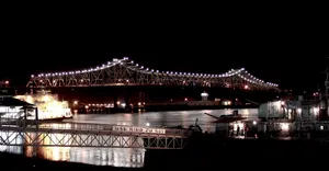 Baton Rouge Nighttime Bridge Wallpaper