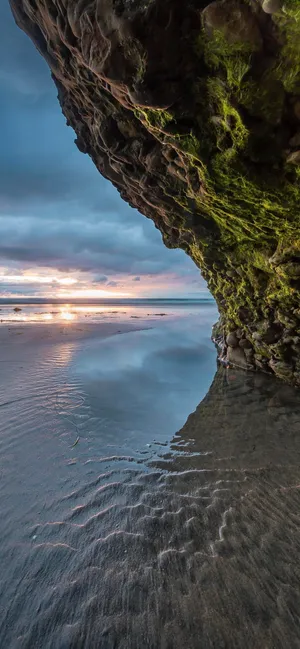 Beach 4k Iphone Mossy Cliff Wallpaper