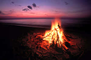 Beach Campfire 2048 X 1350 Wallpaper Wallpaper