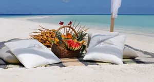 Beach Picnic 2500 X 1333 Wallpaper Wallpaper